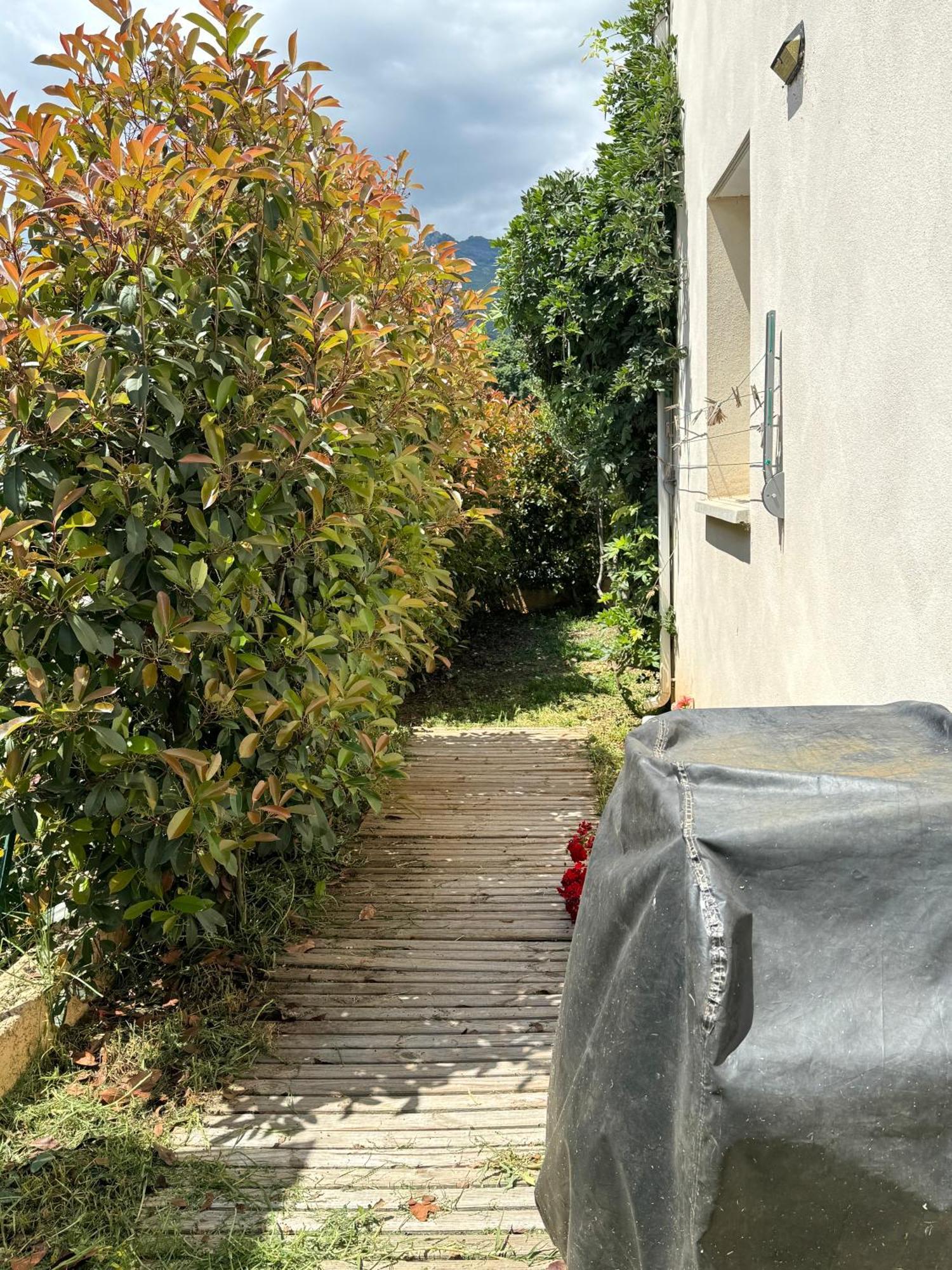 Jolie Maison Borgo Trois Chambres Trois Salles De Bain Экстерьер фото