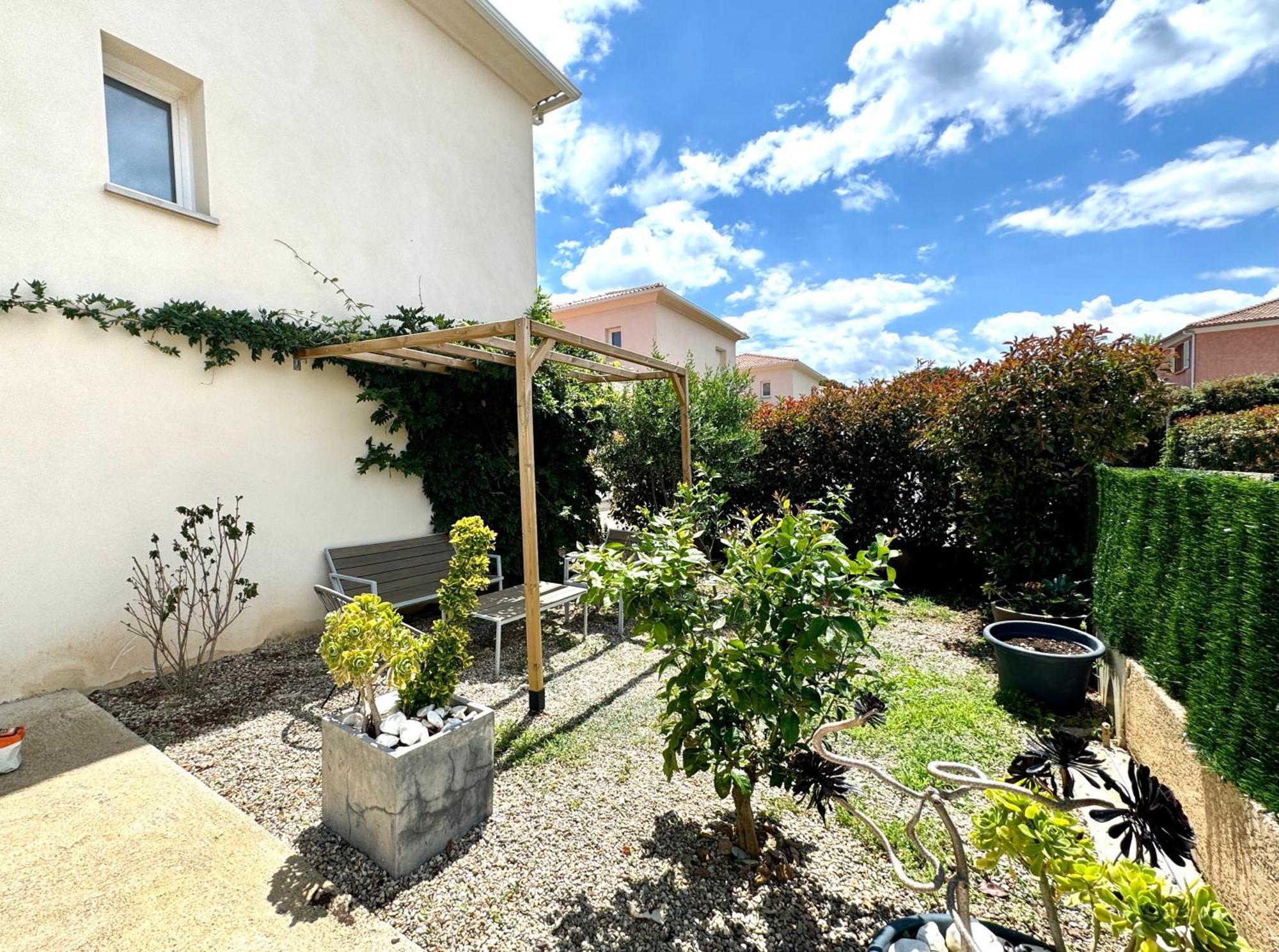 Jolie Maison Borgo Trois Chambres Trois Salles De Bain Экстерьер фото